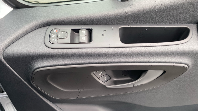 Mercedes-Benz Sprinter 315Cdi L3 Diesel Rwd 3.5t H2 Pro Van 9G-Tronic - Image 32